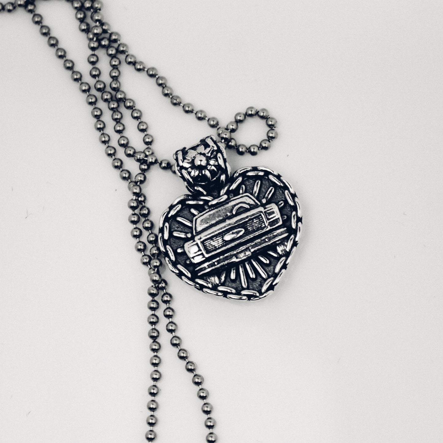 Ford F250 Heart Like a Truck Pendant