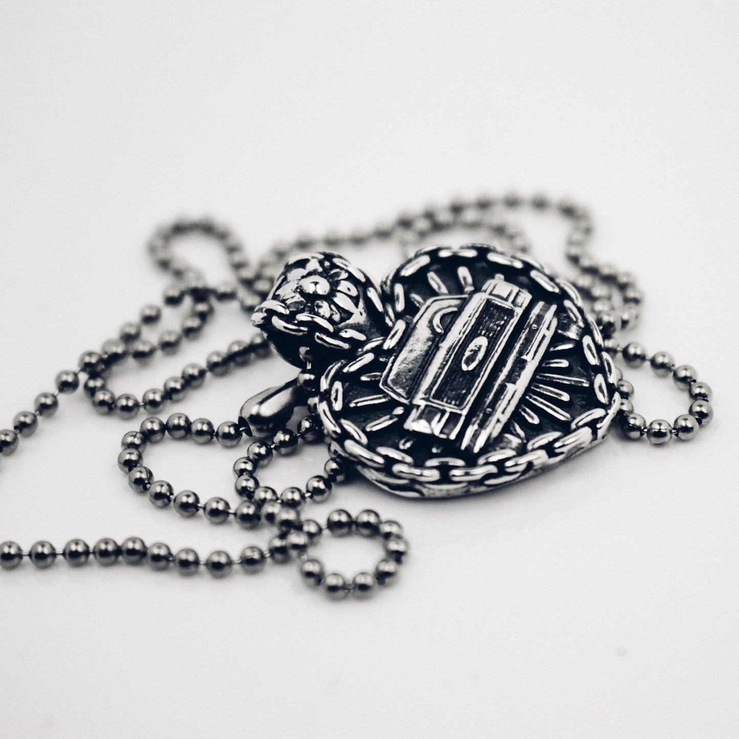 F250 Heart Like a Truck Pendant FORD