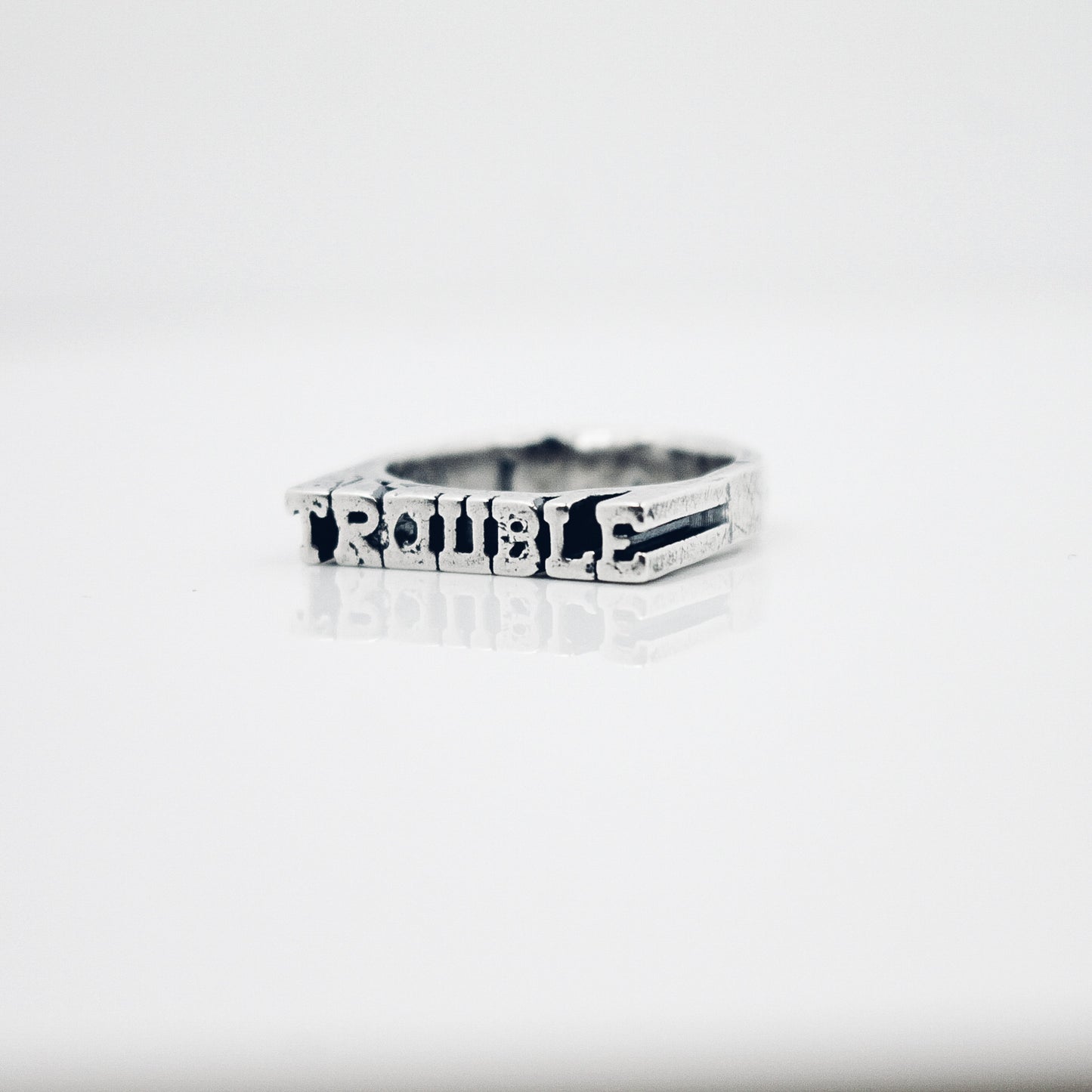 Trouble Ring