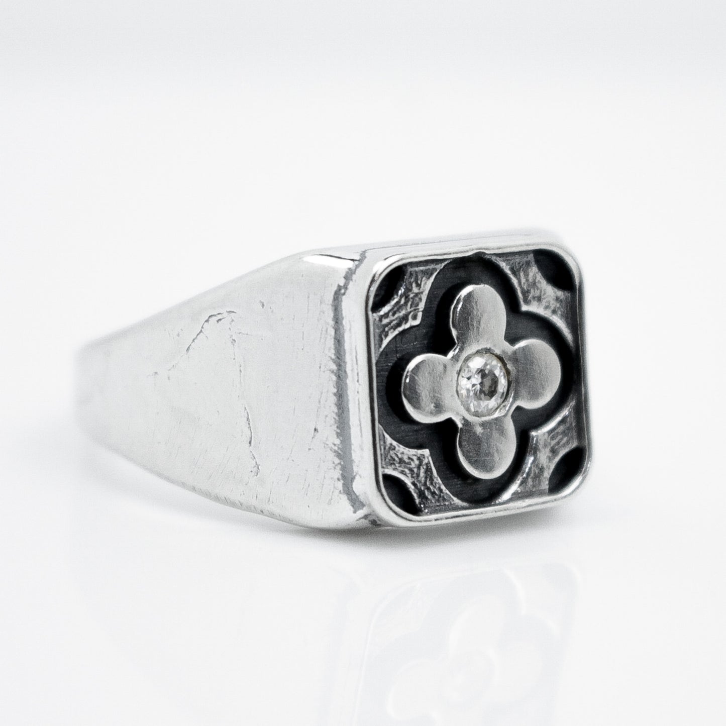 Stone Quilt Ring with Center Diamond