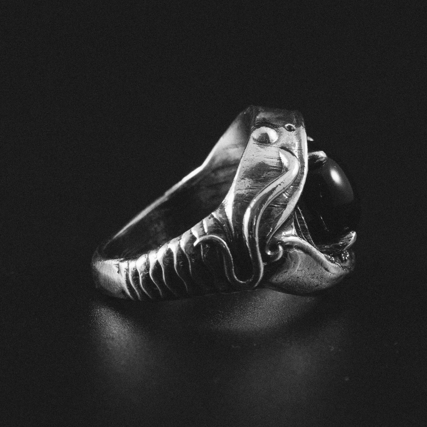 Catfish Mouth Ring with Stone in Prong Setting