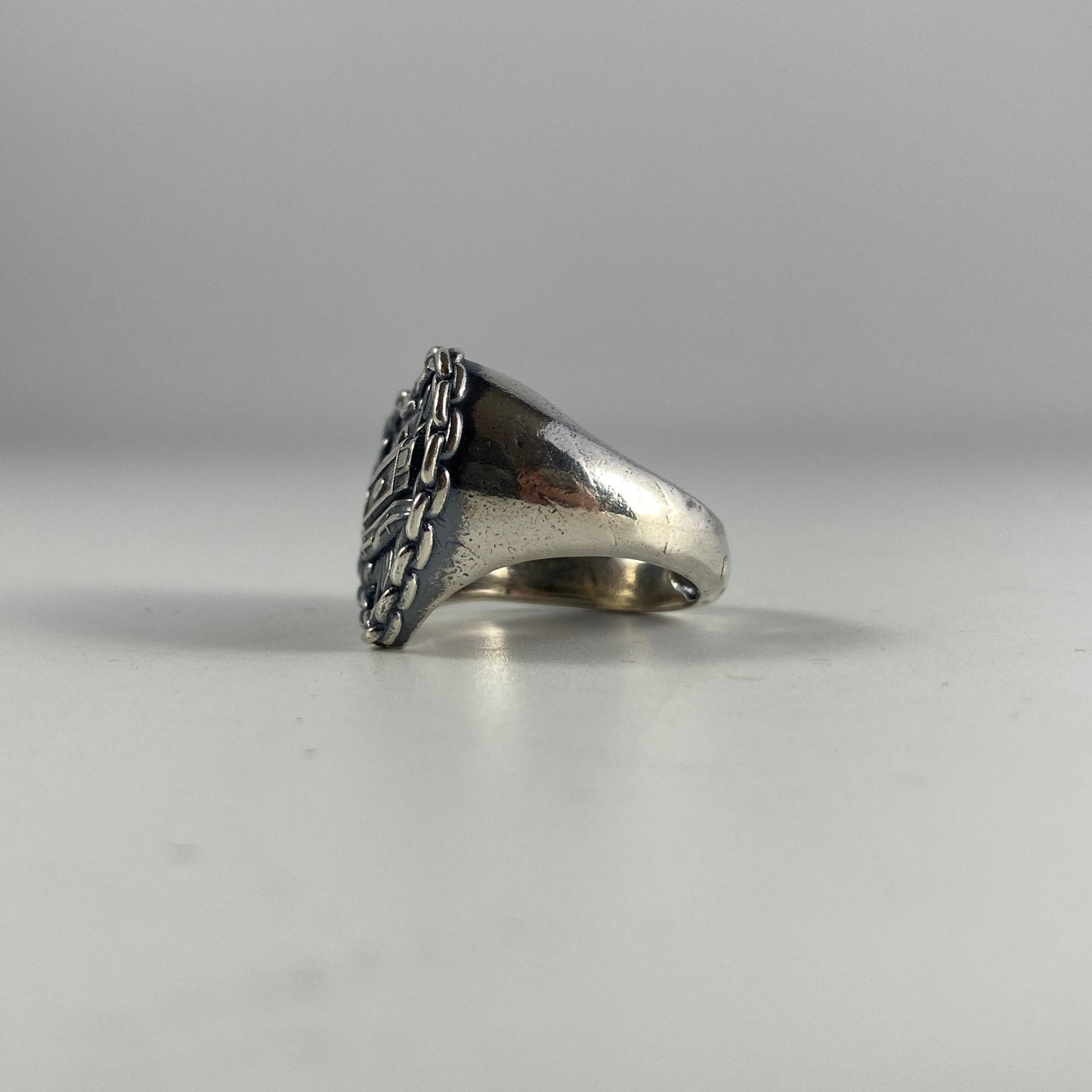 Heart Chain Ford Truck Ring