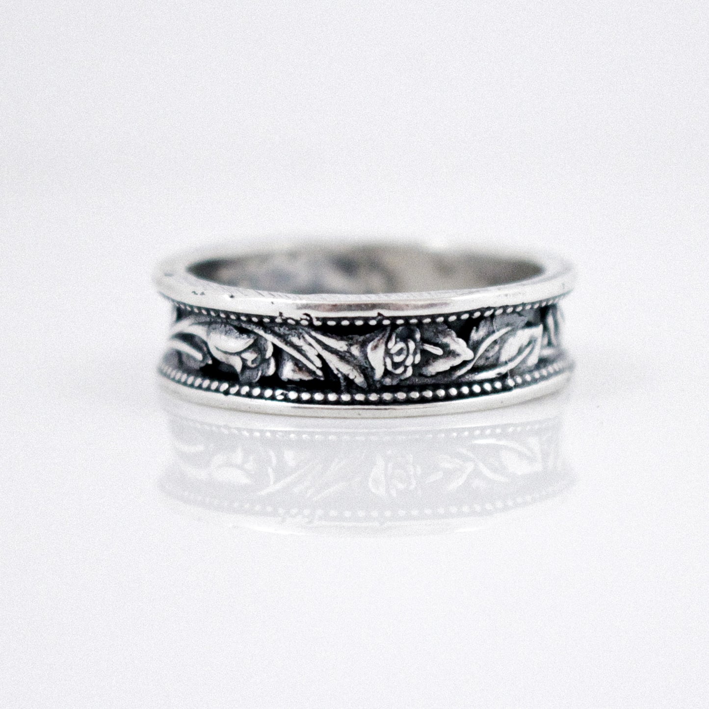 Western Inspired Scrolling Flowers and Leaves Wedding Band