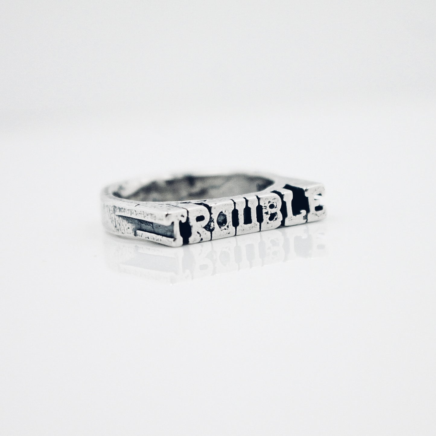 Trouble Ring