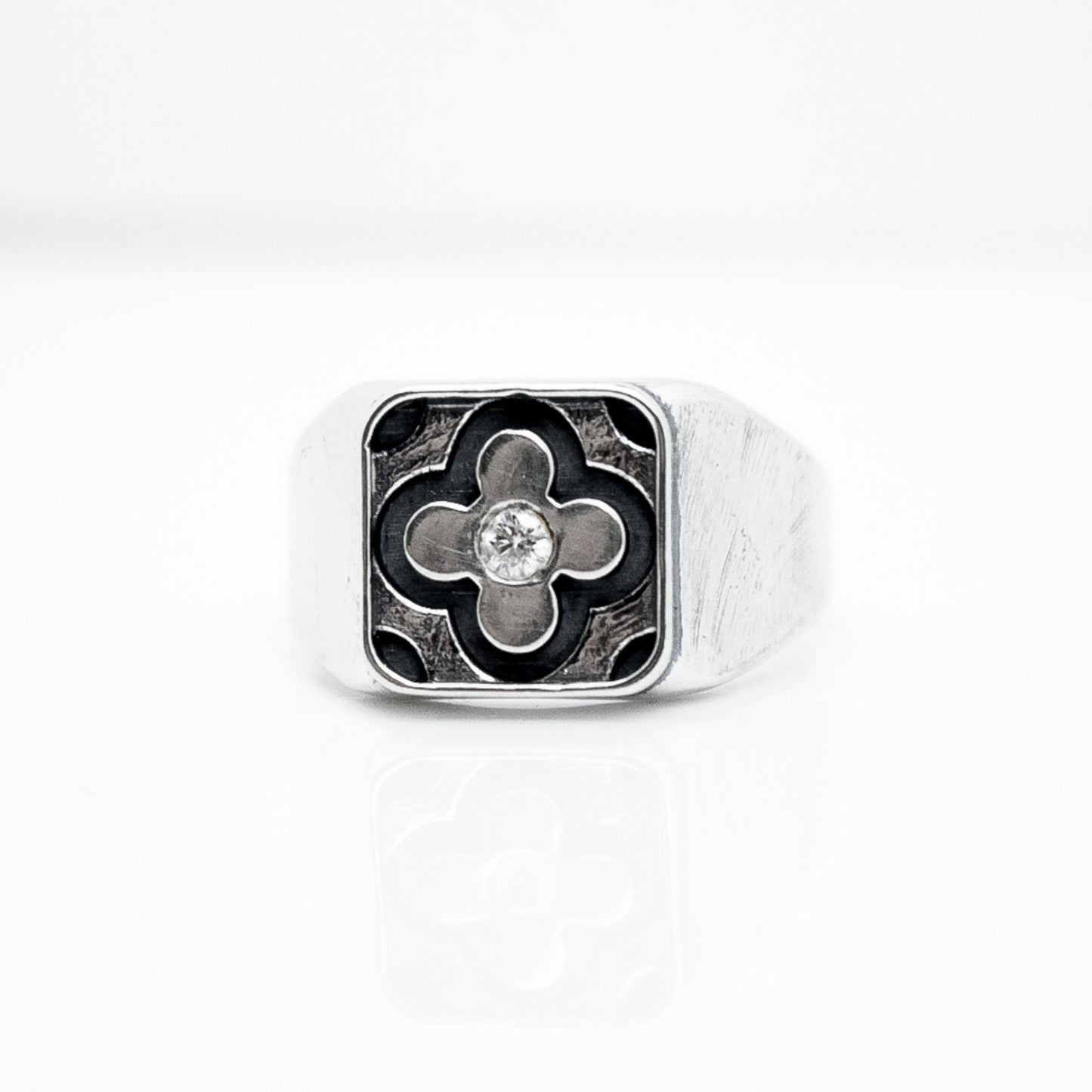 Stone Quilt Ring with Center Diamond