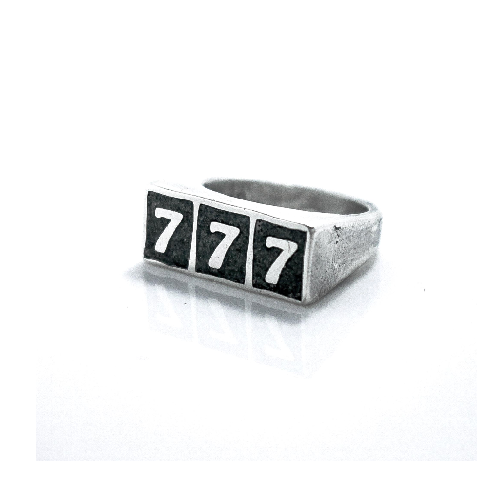 JACKPOT Ring 777