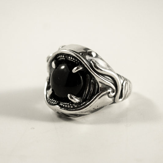 Catfish Ring with Onyx Stone in Prong Setting