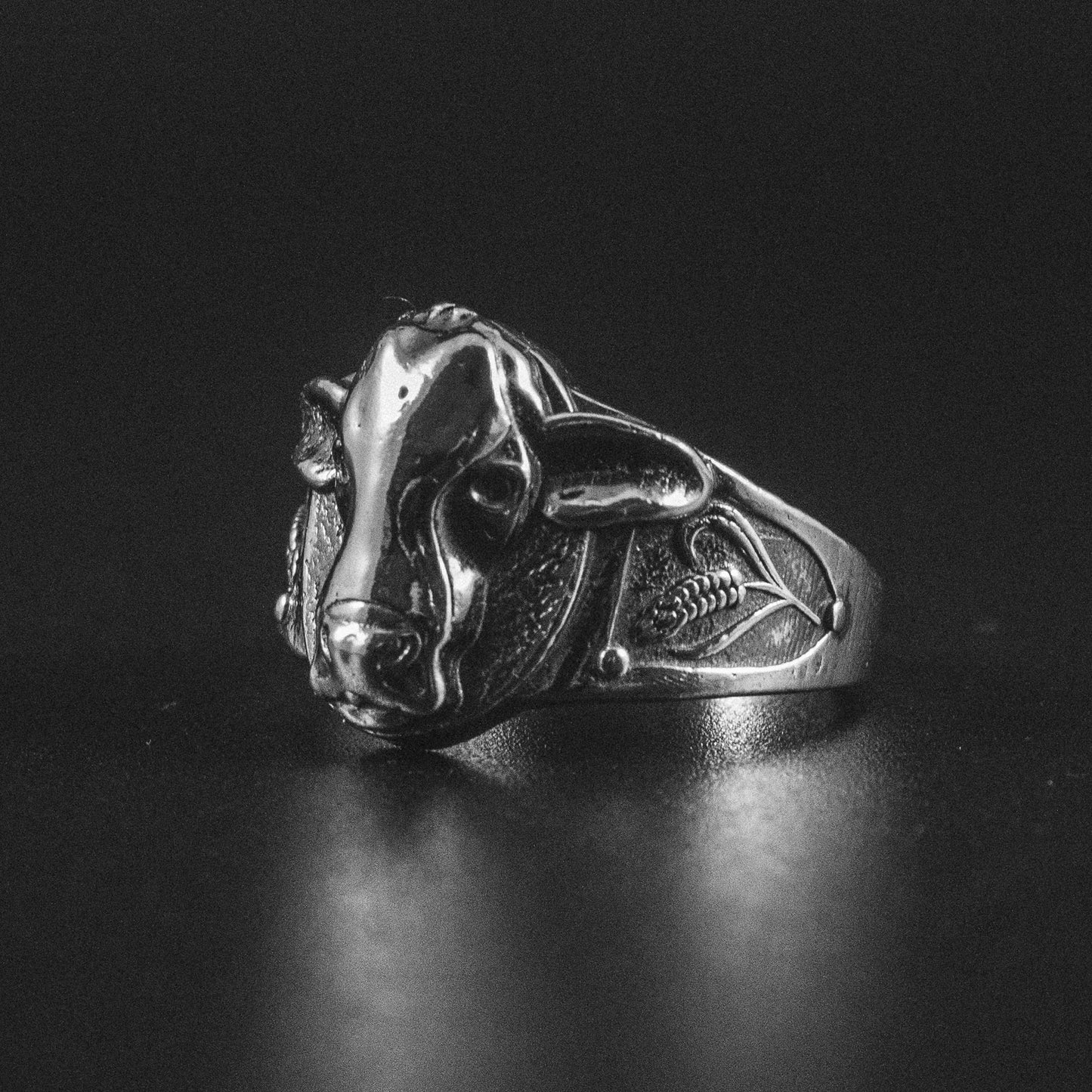 Cow Head Ring