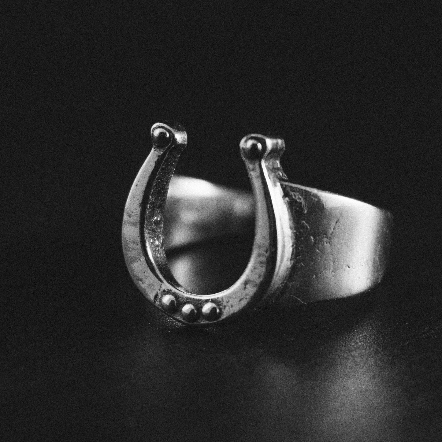 Horseshoe Ring